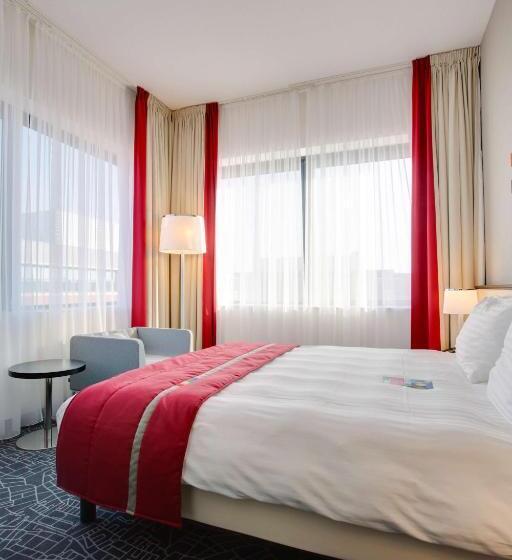 اتاق سوپریور با چشم‌انداز, Park Inn By Radisson Amsterdam Airport Schiphol