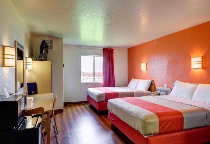 Номер Стандарт, Motel 6el Reno, Ok