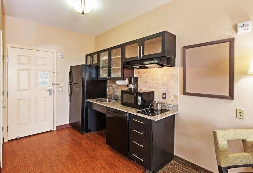Студия Стандарт Двуспальная Кровать, Candlewood Amarillo Western Crossing, An Ihg