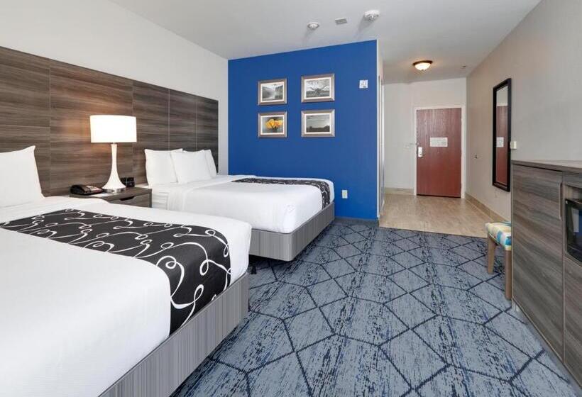 Номер Стандарт, La Quinta By Wyndham Denton   University Drive