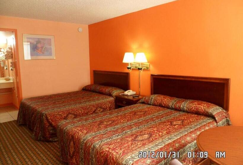 ２ダブルベッドのスタンダードルーム, College Inn Spartanburg