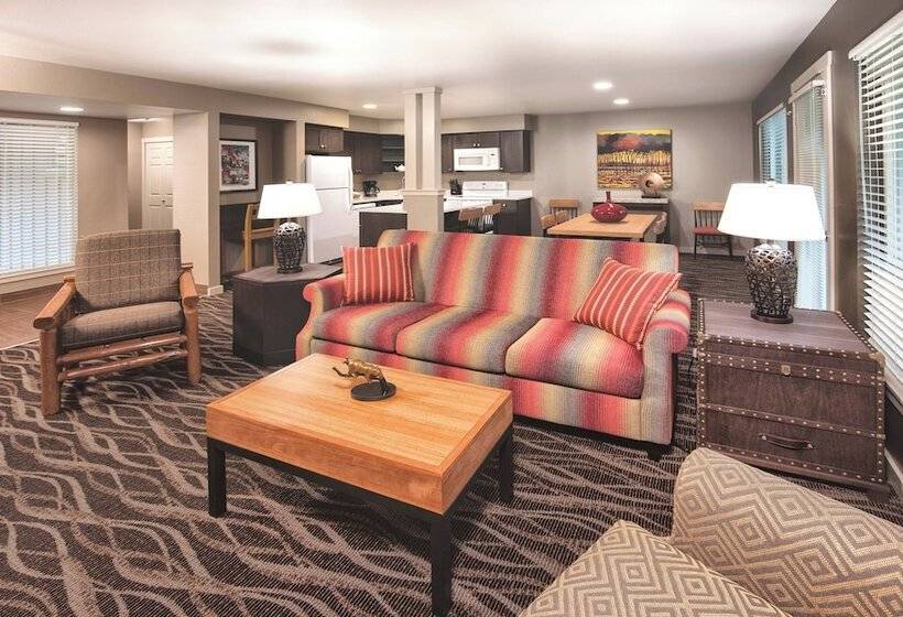 침실 2개 아파트, Worldmark Mccall