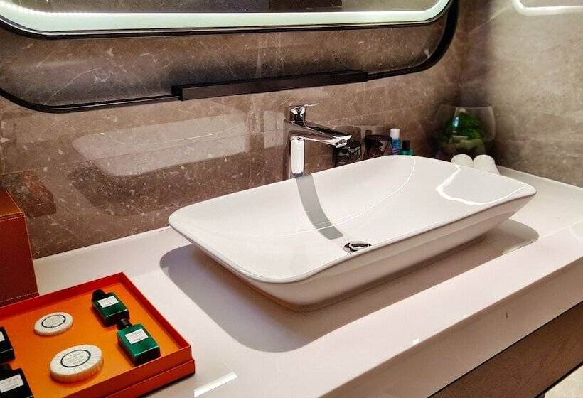 Президентский Люкс, Crowne Plaza Hohhot City Center