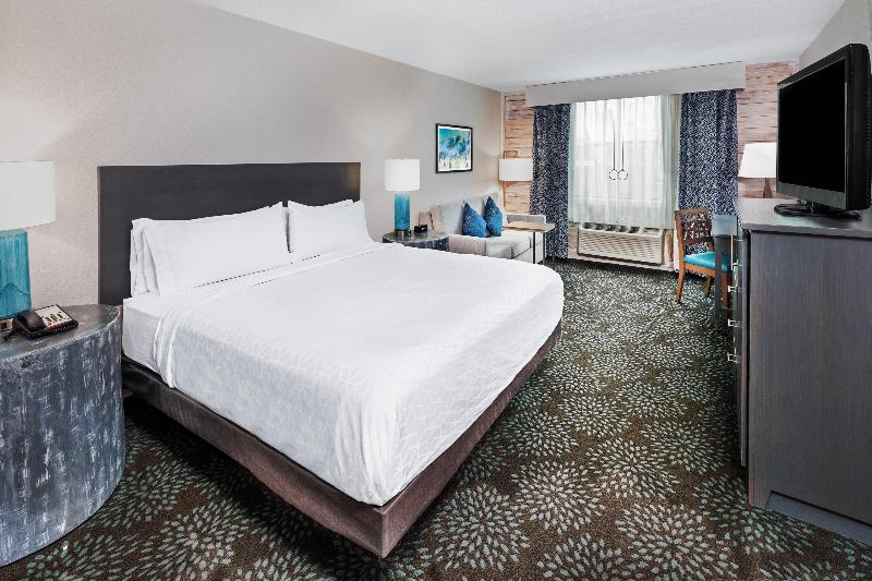 带大床的标准间, Holiday Inn Resort South Padre Island Beach Front, An Ihg