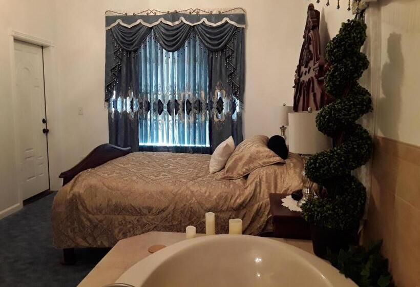 디럭스 스위트, Lions Gate Manor