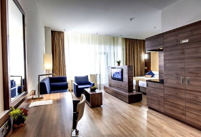 اتاق سوپریور, Ramada Encore Kyiv