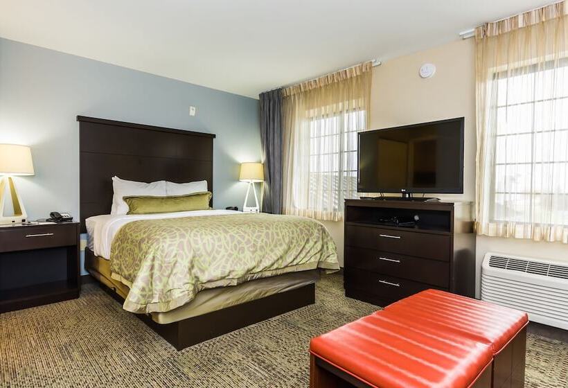 Люкс Кровать Кинг, Staybridge Suites Grand Forks, An Ihg