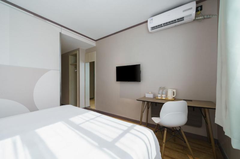 Номер Superior, Hi Inn Guangzhou Gangding Metro Station