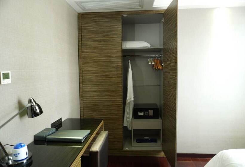 Family Suite, La Perle International Hotel   Free Shuttle Between Hotel And Exhibition Center During Canton Fair &
