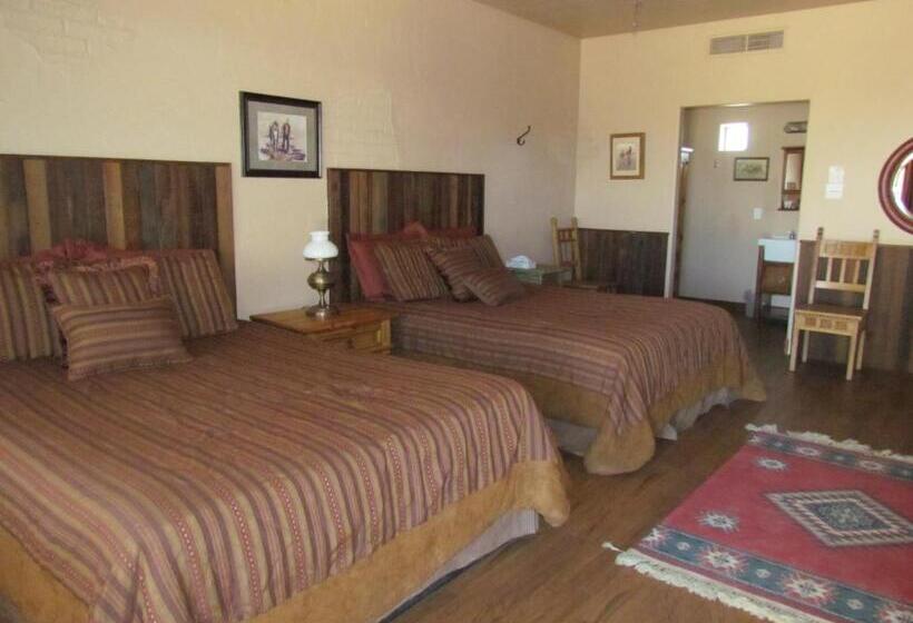 Номер Стандарт, Tombstone Monument Guest Ranch