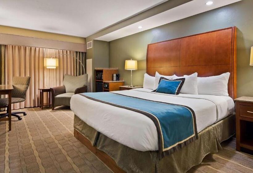 Номер Стандарт Кровать Кинг Адаптированный для Инвалидов, Oshkosh Marriott Waterfront Hotel & Convention Center