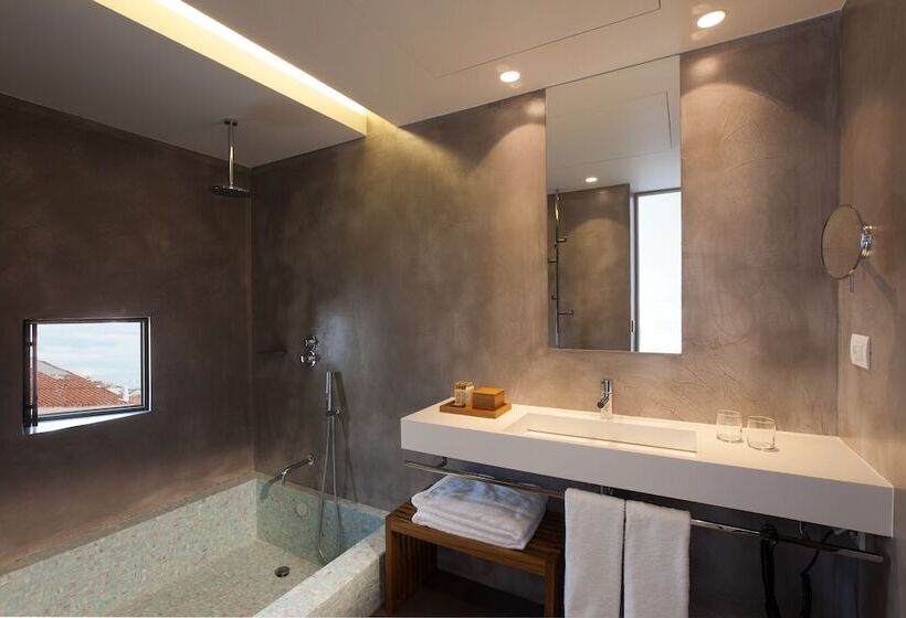 Quarto Standard Teto Inclinado, Memmo Alfama   Design Hotels