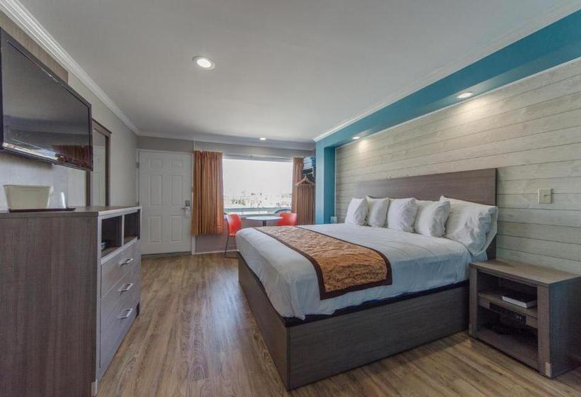 Номер Deluxe Кровать Кинг, Dolphin Inn