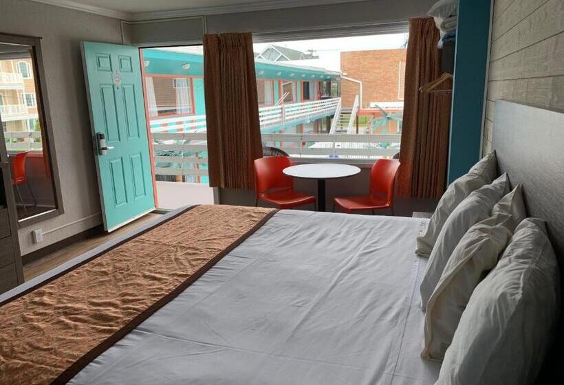 Номер Deluxe Кровать Кинг, Dolphin Inn