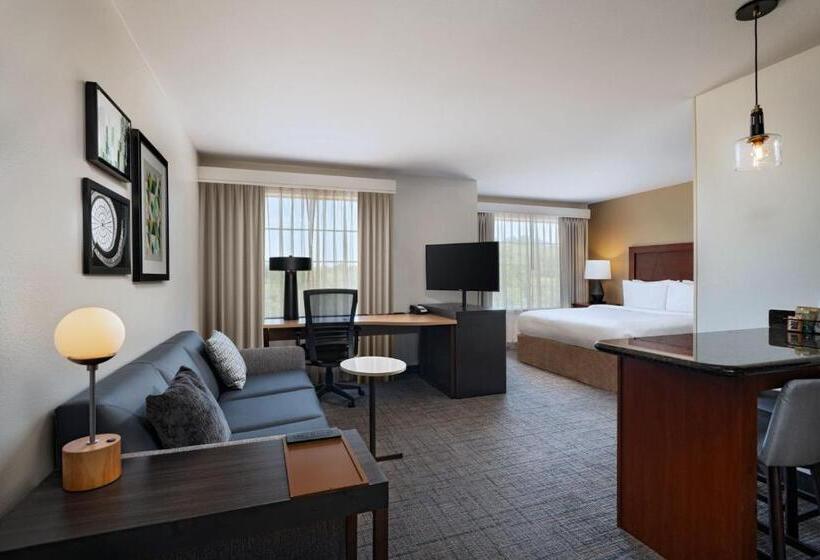 带大床的标准工作室, Residence Inn Beaumont