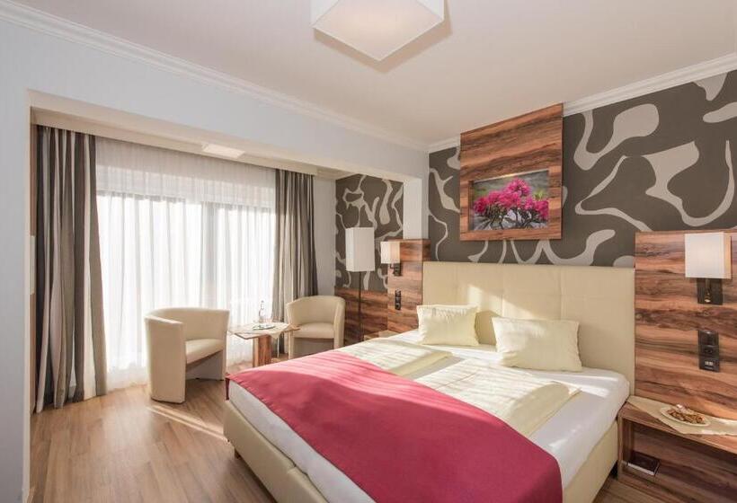 Номер Стандарт с Балконом, Genusshotel Almrausch