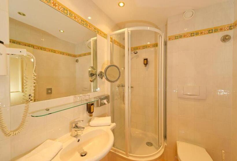 Семейный Номер, Genusshotel Almrausch