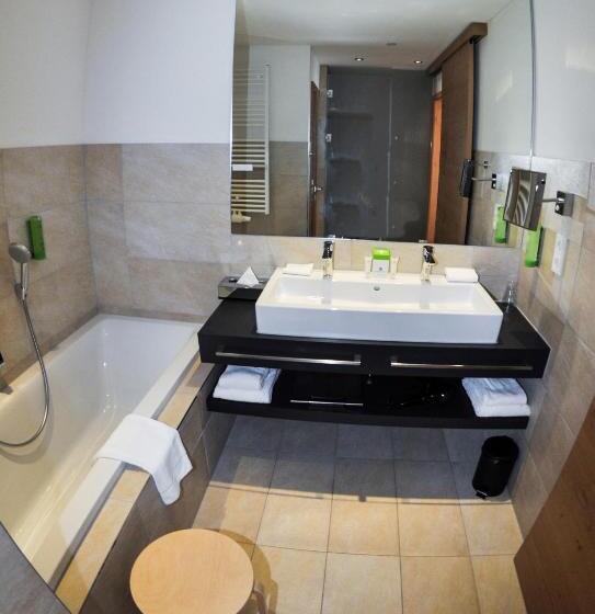 سوییت جونیور, Ritzlerhof   Adults Only