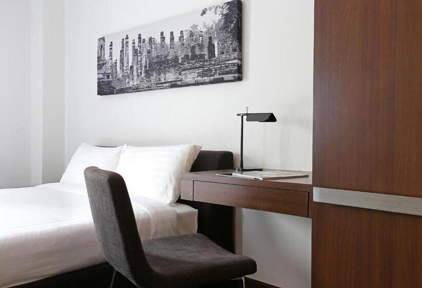 اتاق استاندارد یک نفره, S33 Compact Sukhumvit