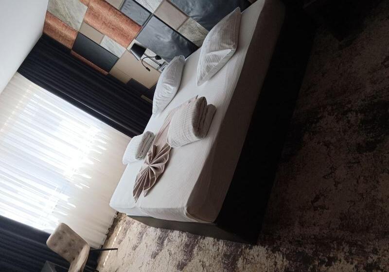 Номер Executive Кровать Кинг, The Aston Motel Tamworth