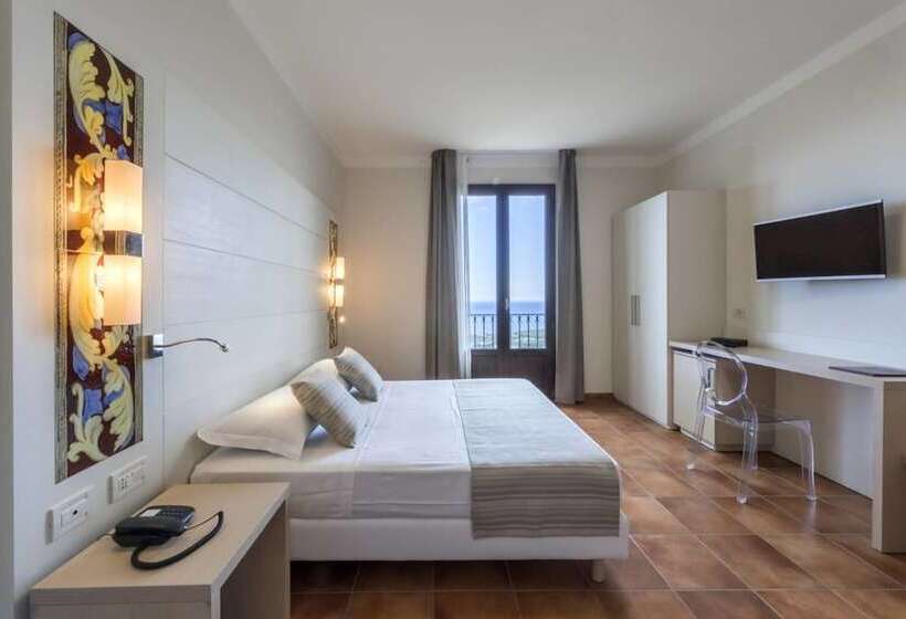 سوییت با چشم‌انداز دریا, Parco Degli Aromi Resort & Spa