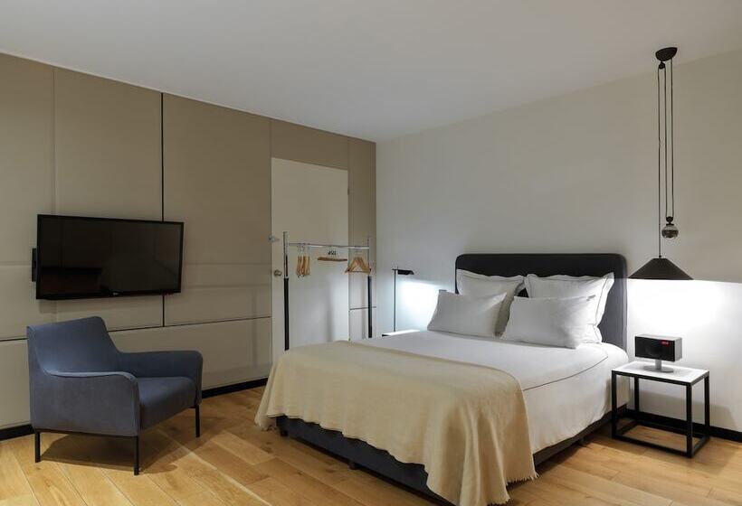 Номер Superior Адаптированный для Инвалидов, Sense Hotel Sofia, A Member Of Design Hotels