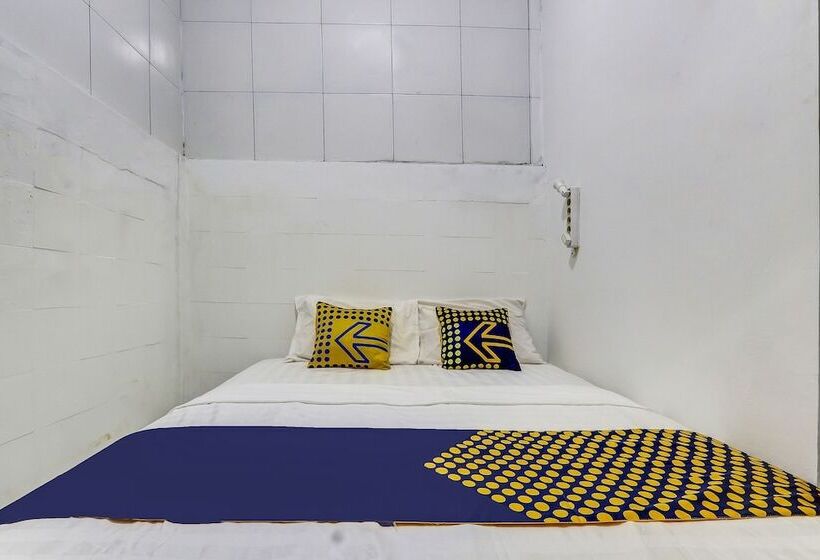 エコノミールーム, Spot On 90780 Gang Tengah Homestay Syariah