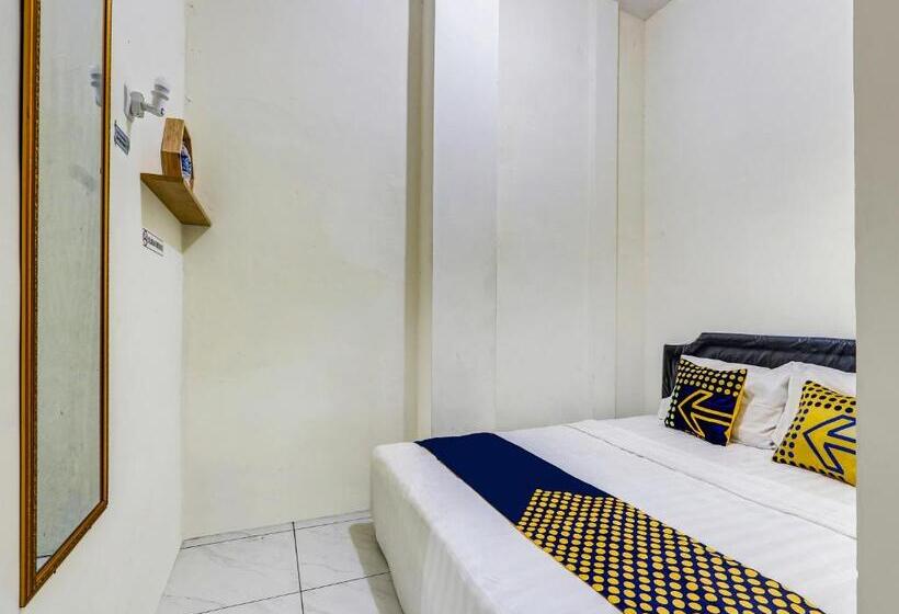 エコノミールーム, Spot On 90780 Gang Tengah Homestay Syariah