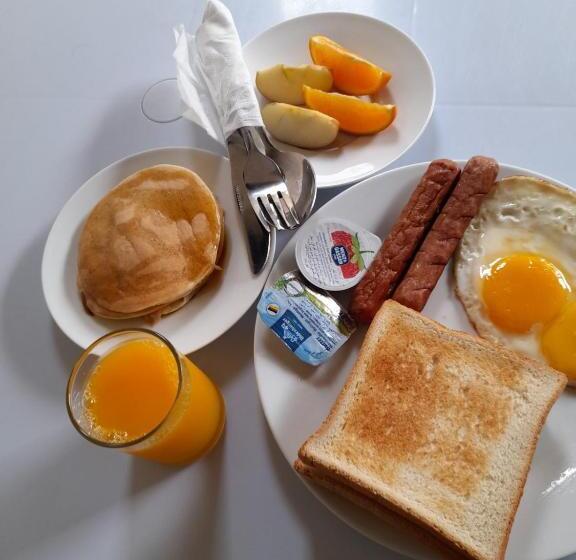 اتاق لوکس, Aasna Inn