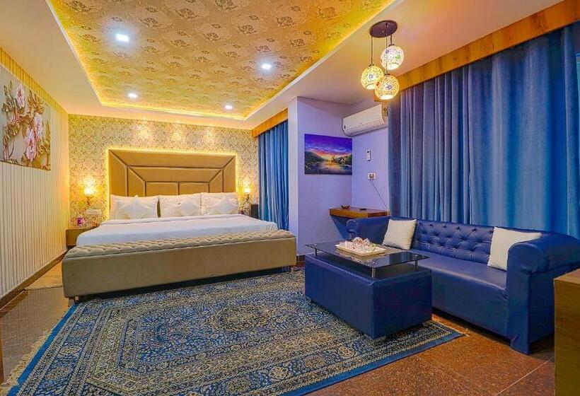 اتاق خانوادگی, Fabhotel Prime Z Grand