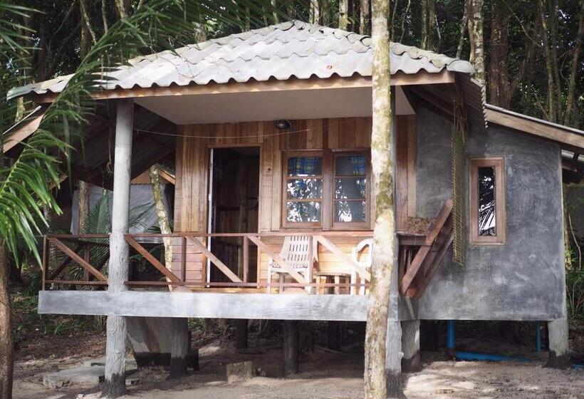 بانگلوی استاندارد, Sunset Bungalow Koh Chang Ranong