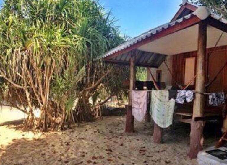 بانگلوی استاندارد, Sunset Bungalow Koh Chang Ranong