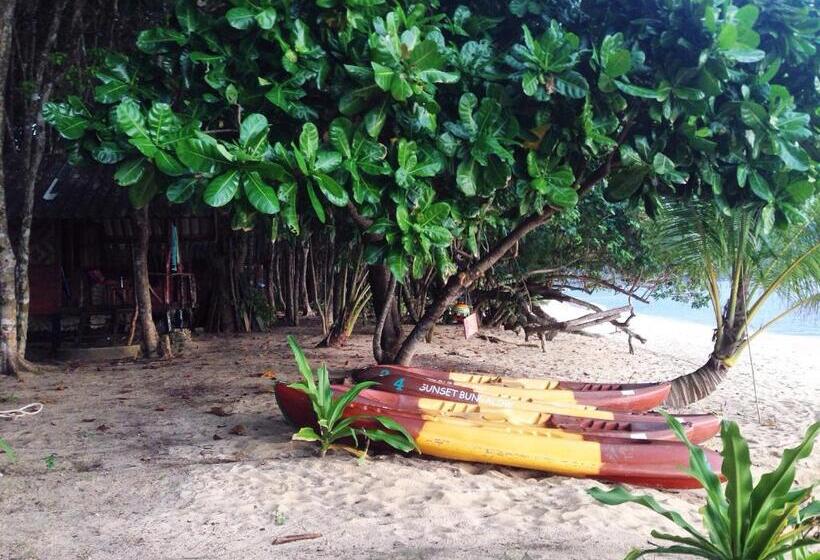 بانگلوی استاندارد, Sunset Bungalow Koh Chang Ranong