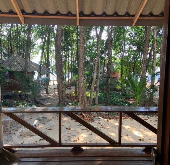 بانگلوی استاندارد با چشم‌انداز دریا, Sunset Bungalow Koh Chang Ranong