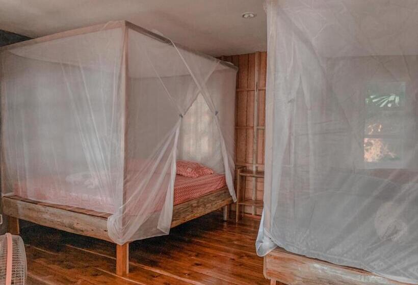 بانگلوی استاندارد با چشم‌انداز دریا, Sunset Bungalow Koh Chang Ranong