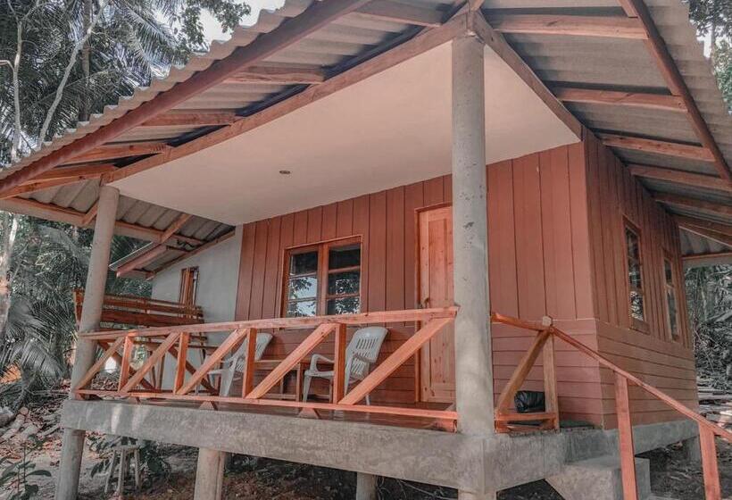 بانگلوی لوکس, Sunset Bungalow Koh Chang Ranong