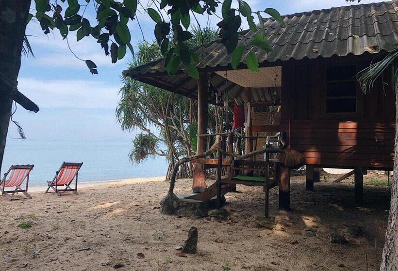 بانگلوی استاندارد, Sunset Bungalow Koh Chang Ranong
