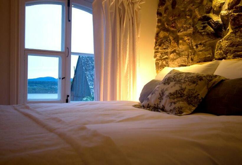 Номер Стандартный с Видом, Les Ancêtres Auberge & Restaurant