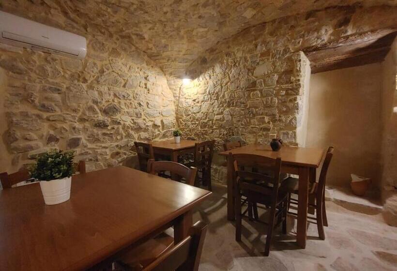 Номер Стандарт, Borgo Sciugolo