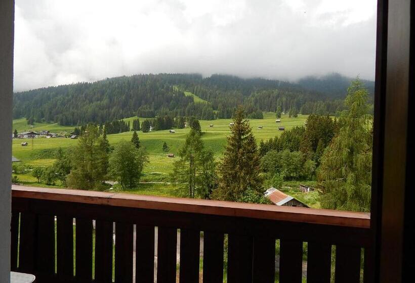 Апартаменты 1 Спальня, Residence La Pineta