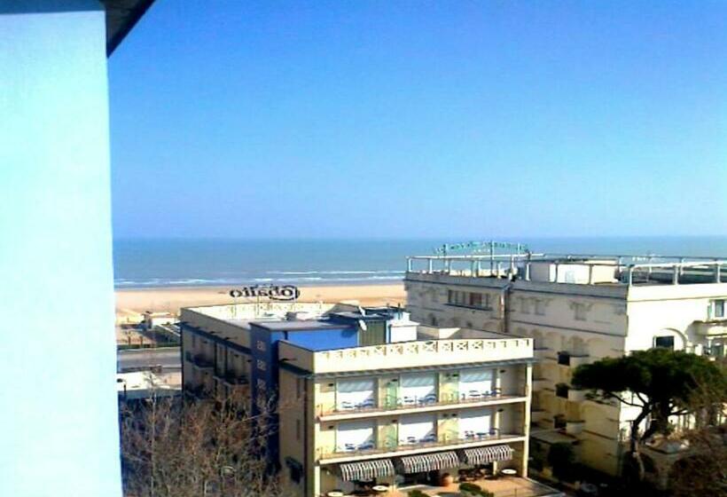 스탠다드 트리플 룸, Galles Rimini