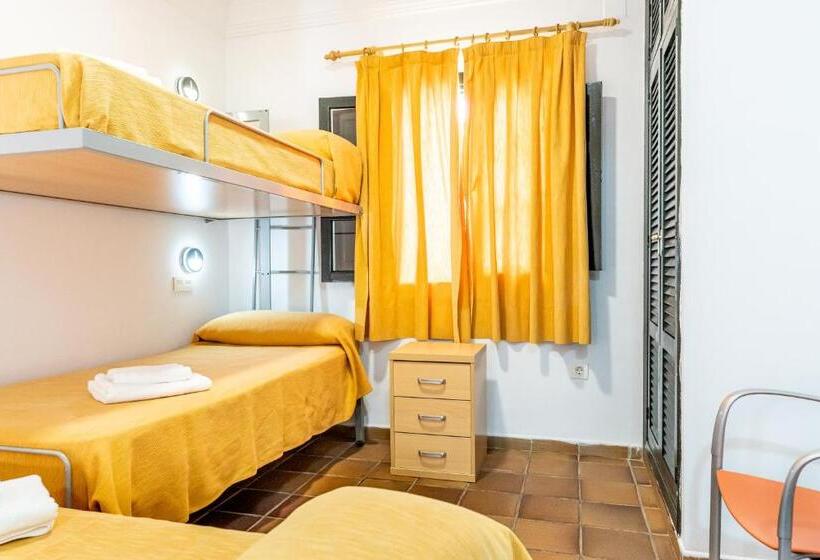 标准三人间, Albergue Inturjoven Punta Umbría
