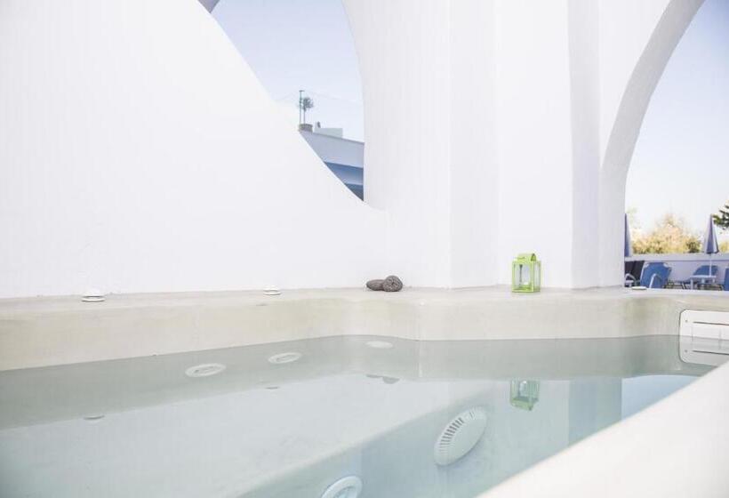 Полулюкс с Гидромассажем, Blue Waves Suites & Apartments