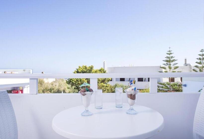 Люкс с гидромассажем, Blue Waves Suites & Apartments