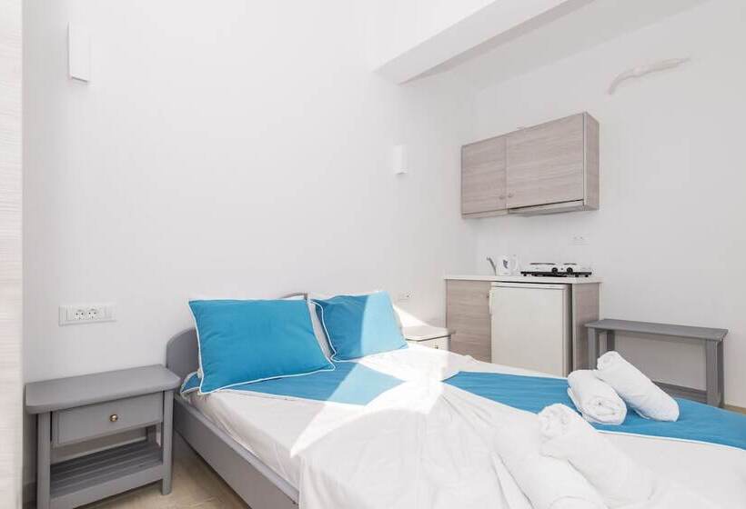 Апартаменты 1 Спальня, Blue Waves Suites & Apartments