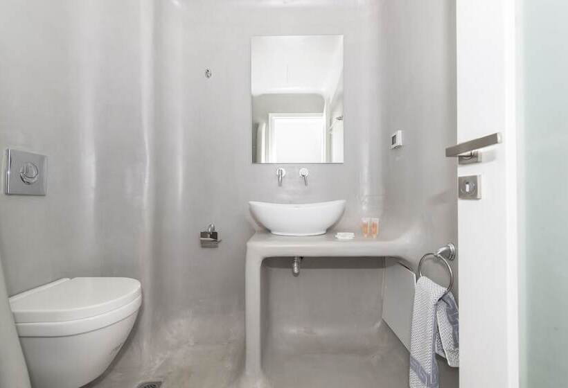 Апартаменты 1 Спальня, Blue Waves Suites & Apartments
