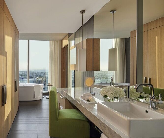 Клубный люкс с видом, Sofitel Dubai Downtown