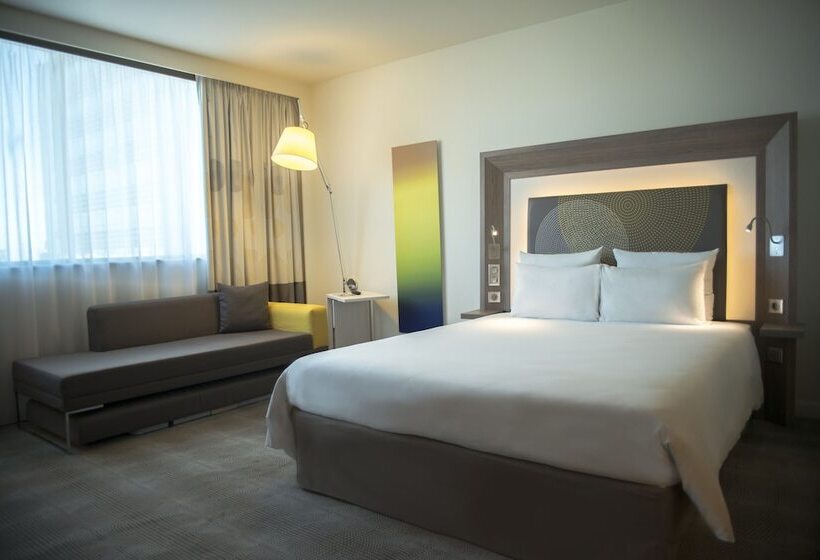 Номер Superior, Novotel Sofia