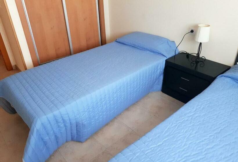 Апартаменты 3 Спальни, Oropesa Ciudad De Vacaciones 3000