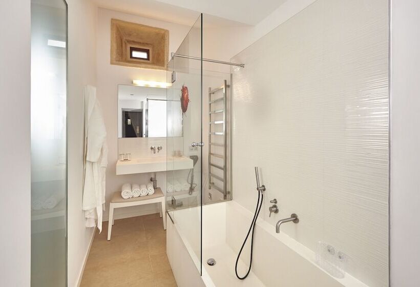 Люкс Superior, Bennoc Petit Hotel   Only Adults